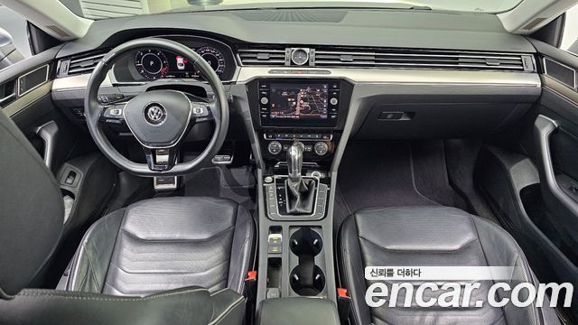 Volkswagen Arteon — interior