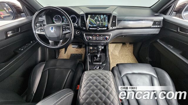 KG Mobility Rexton — interior