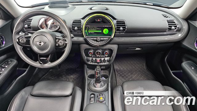 MINI Clubman — interior