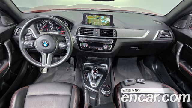 BMW M2 — interior