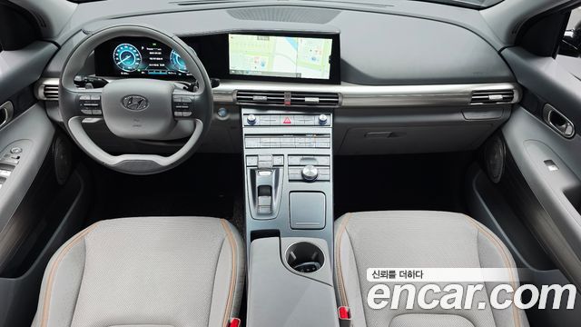 Hyundai Nexo — interior