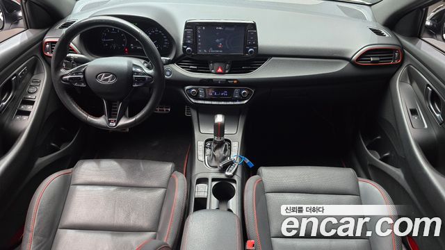 Hyundai i30 — interior
