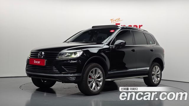 Volkswagen Touareg — exterior