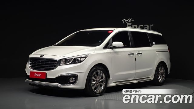 Kia Carnival — exterior