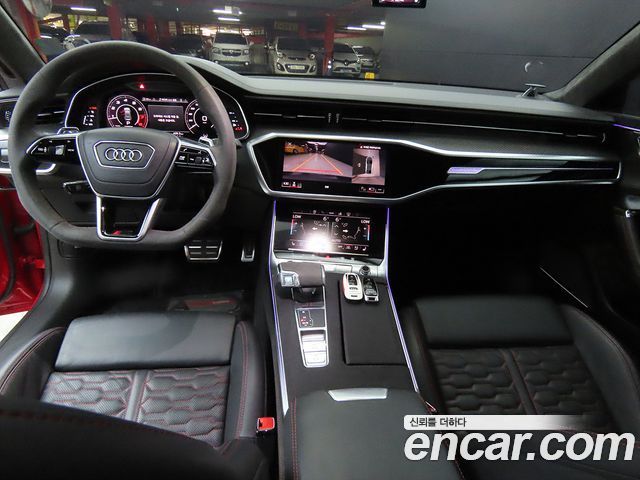 Audi RS7 — interior