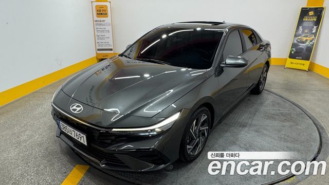 Hyundai Avante — exterior