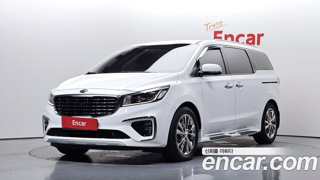 Kia Carnival — exterior