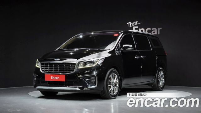 Kia Carnival — exterior