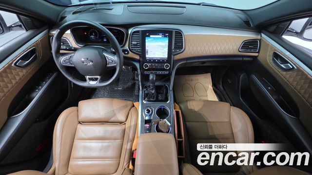 Renault Korea SM6 — interior