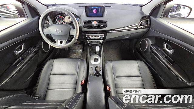 Renault Korea SM3 — interior