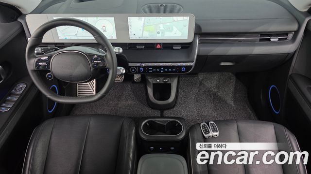 Hyundai IONIQ 5 — interior