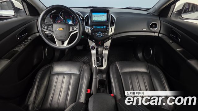 Chevrolet Korea Cruze — interior