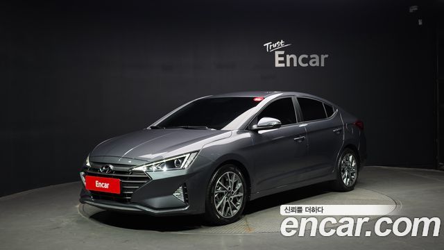 Hyundai Avante — exterior
