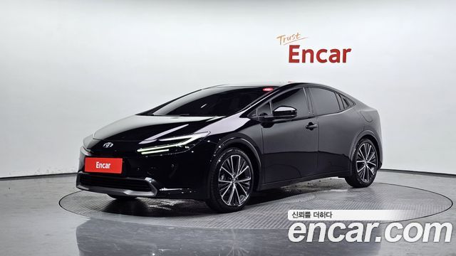 Toyota Prius — exterior