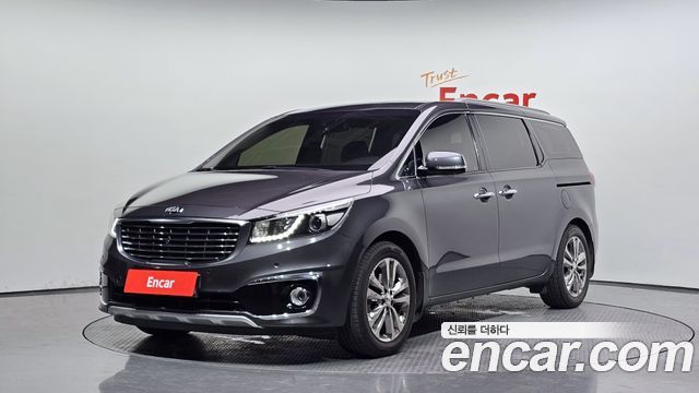Kia Carnival — exterior