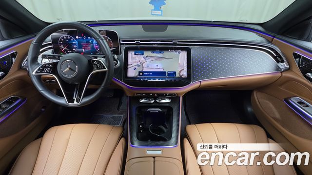 Mercedes-Benz E-Class — interior