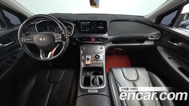 Hyundai Santa Fe — interior