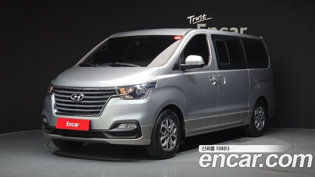 Hyundai Starex