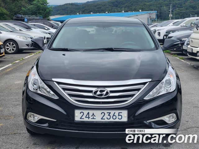 Hyundai Sonata — exterior