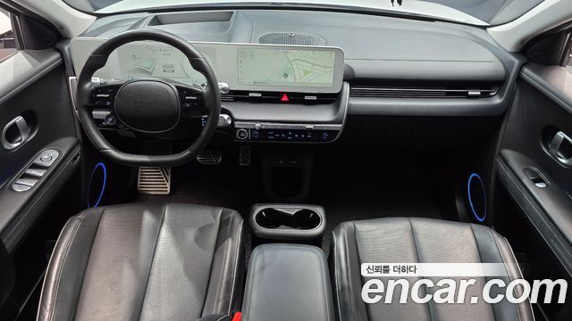 Hyundai IONIQ 5 — interior