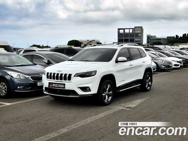Jeep Cherokee — exterior