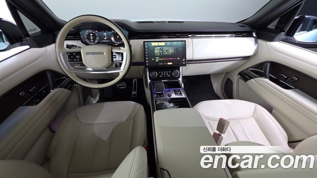 Land Rover Range Rover — interior