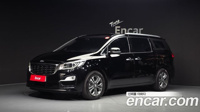 Kia Carnival — exterior