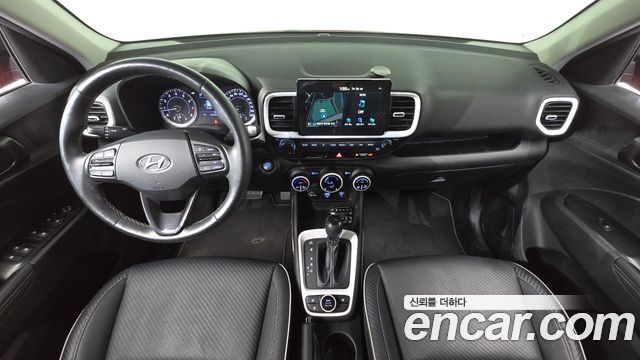 Hyundai Venue — interior