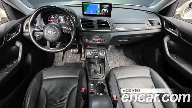 Audi Q3 — interior