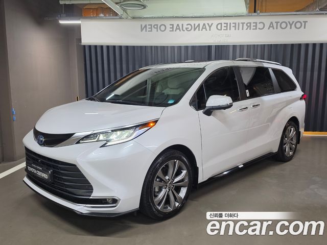 Toyota Sienna — exterior