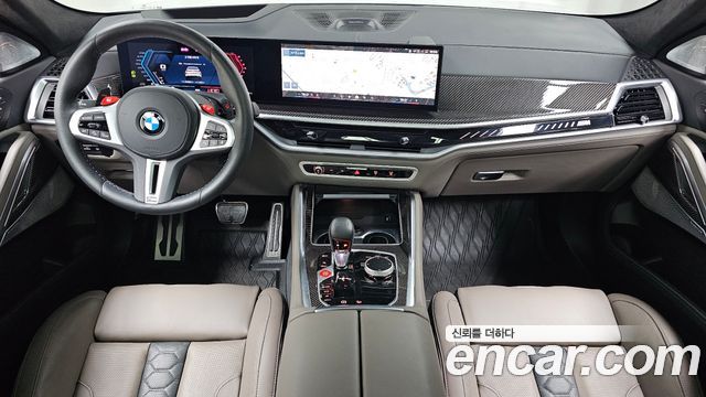 BMW X6 M — interior