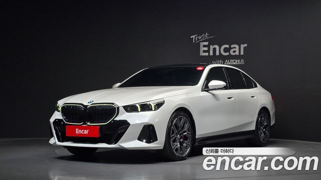 BMW 5 Series — exterior