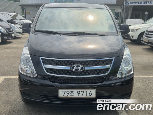 Hyundai Starex — exterior