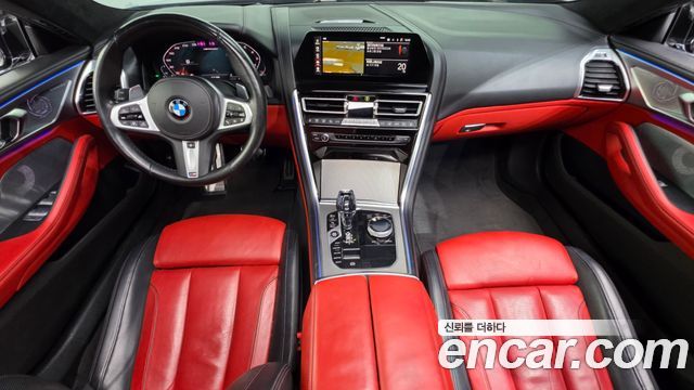 BMW 8 Series — interior