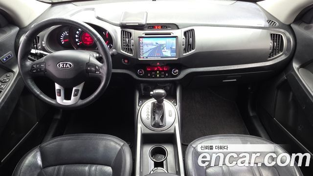 Kia Sportage — interior