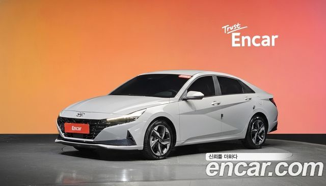 Hyundai Avante — exterior