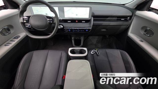 Hyundai IONIQ 5 — interior