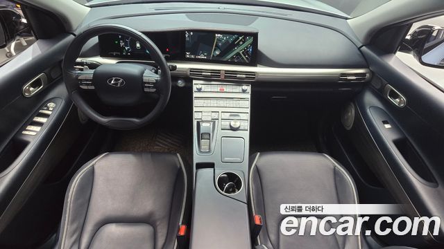 Hyundai Nexo — interior