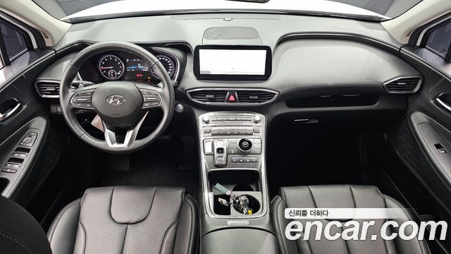 Hyundai Santa Fe — interior