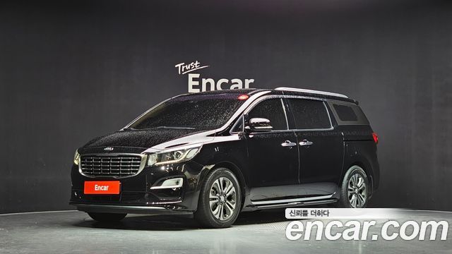 Kia Carnival — exterior