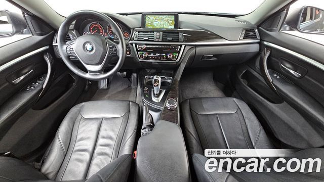 BMW 4 Series — interior