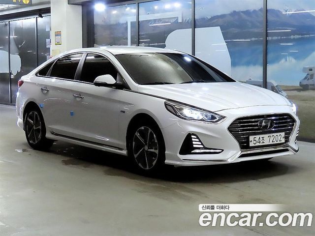 Hyundai Sonata — exterior
