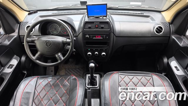 DFSK C35 — interior