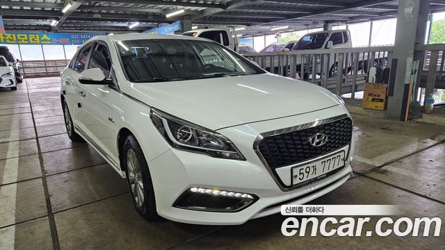 Hyundai Sonata — exterior