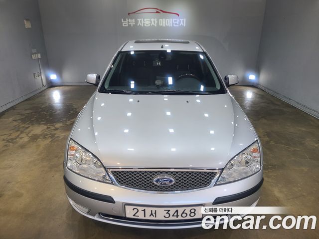 Ford Mondeo — exterior
