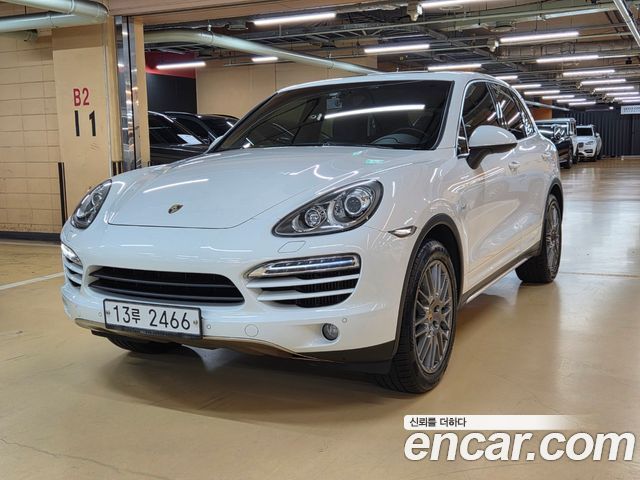 Porsche Cayenne — exterior