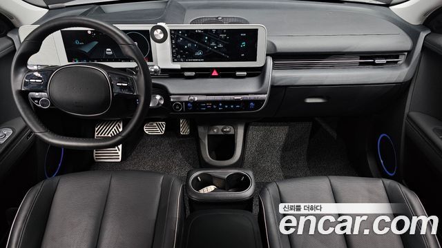 Hyundai IONIQ 5 — interior