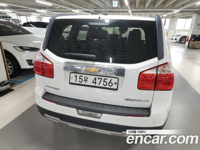 Chevrolet Korea Orlando — interior