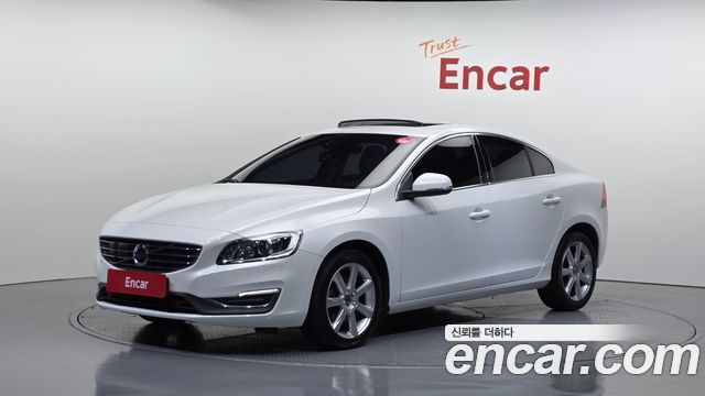 Volvo S60 — exterior