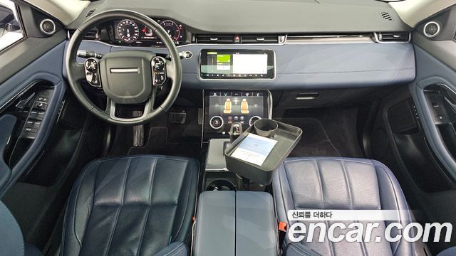 Land Rover Range Rover Evoque — interior